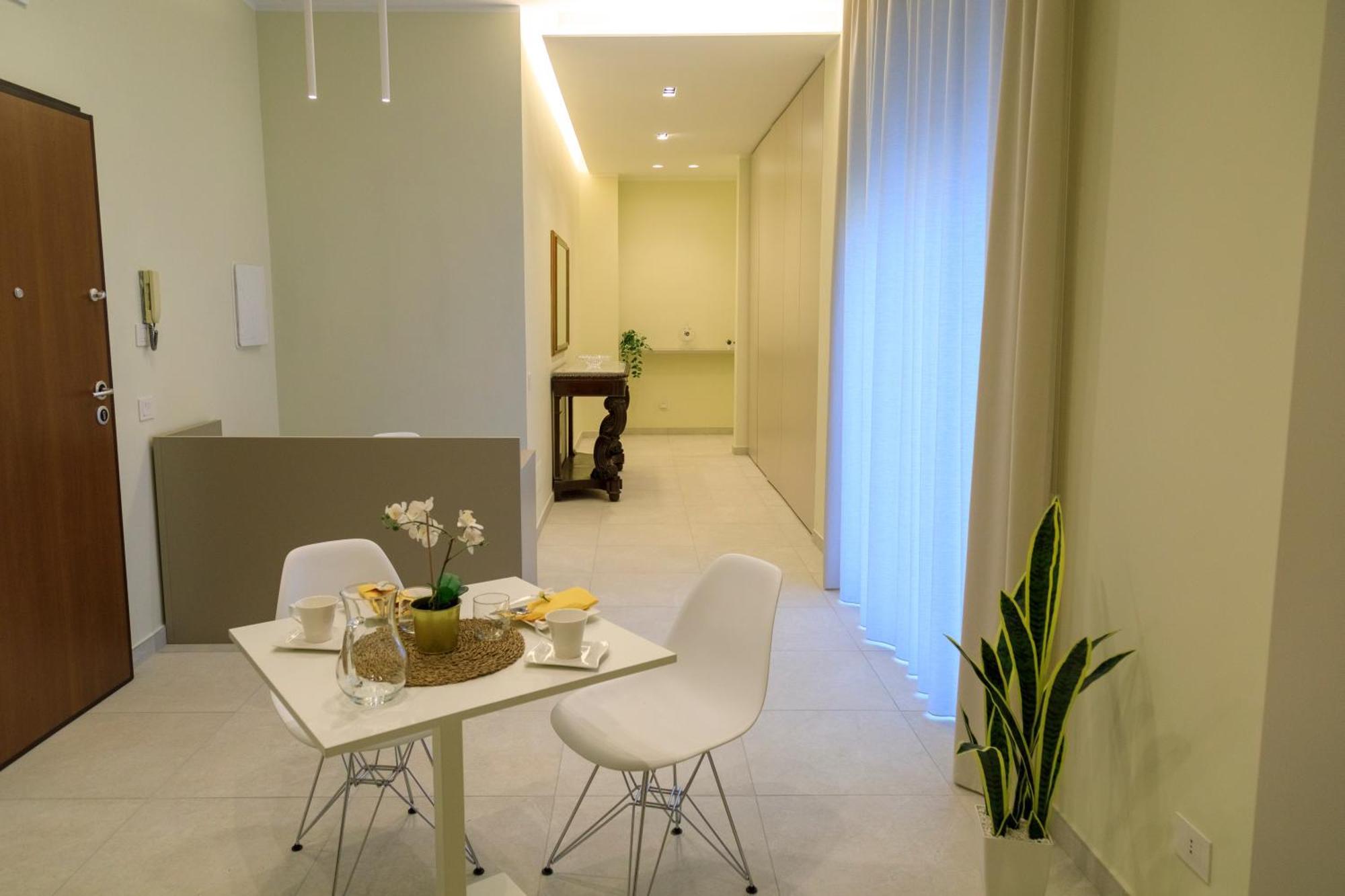 Domus Vivian Hotel Montecorvino Pugliano Buitenkant foto