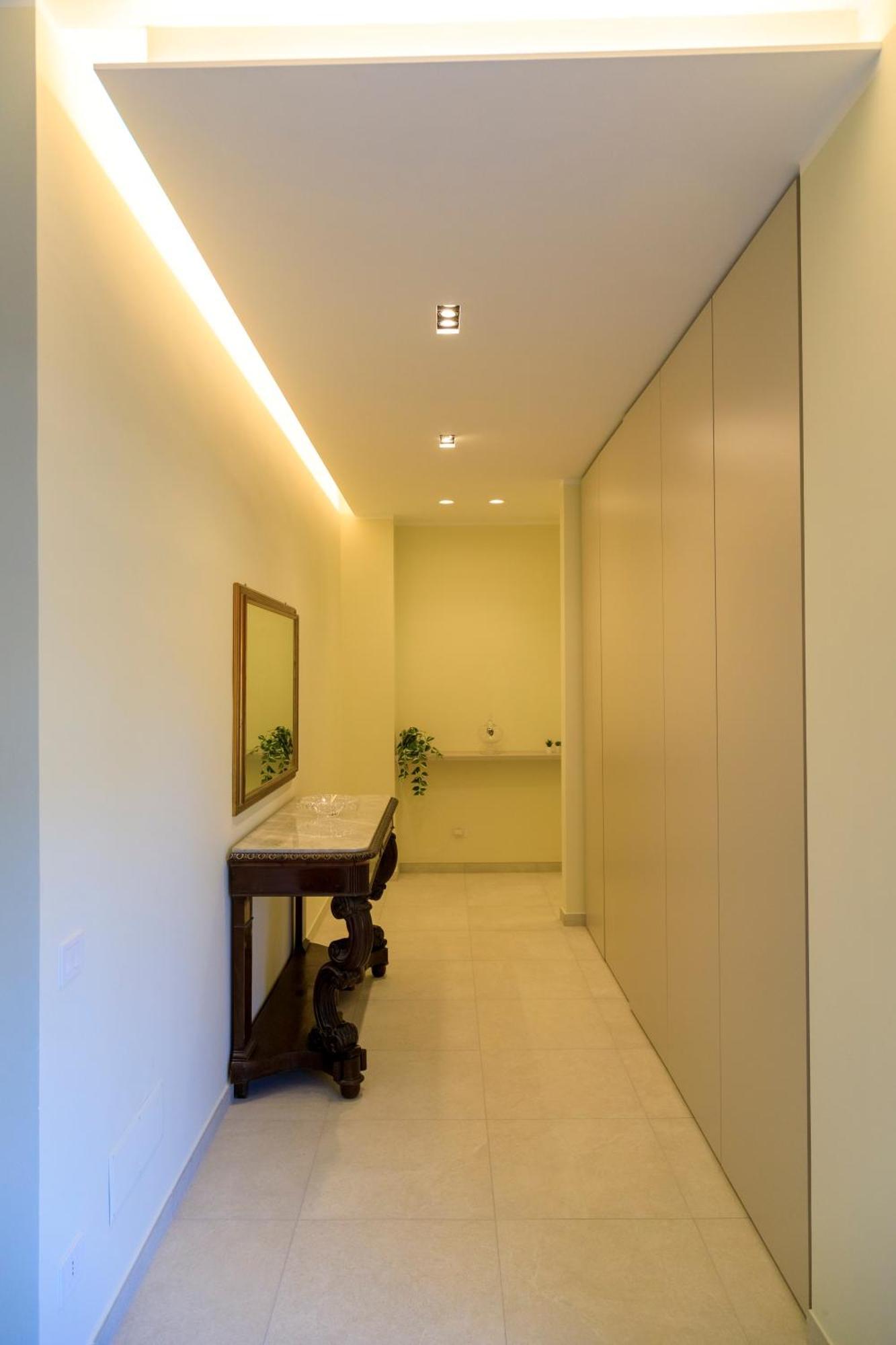 Domus Vivian Hotel Montecorvino Pugliano Buitenkant foto